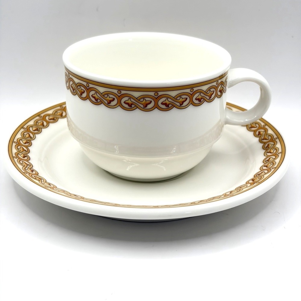 Villeroy and Boch‎ Luxembourg 0137A 0138P Teacup And Saucer Service For 1